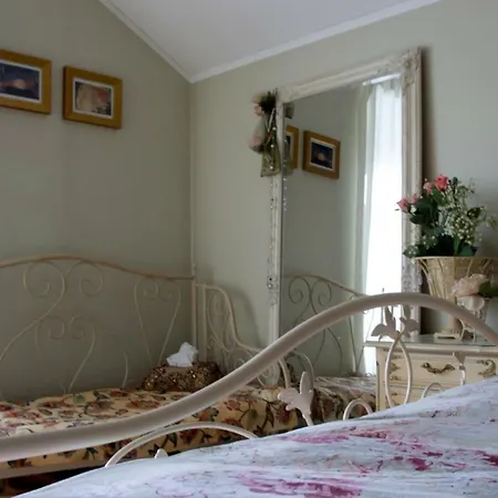 Romantic شقة كوريسارِ